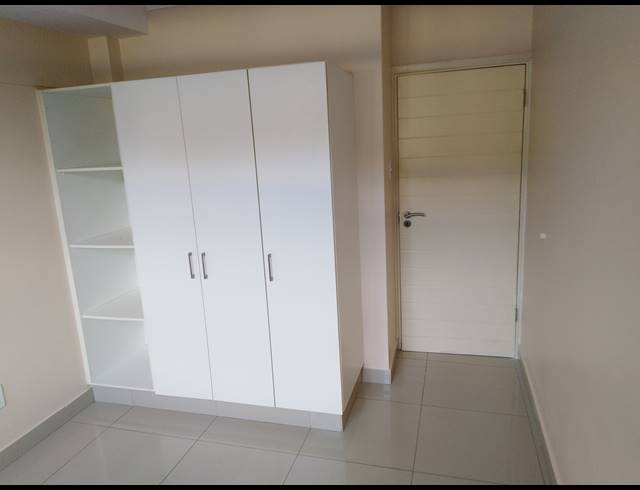 2 BEDROOM APARTMENT FOR SALE IN UMHLANGA RIDGE
